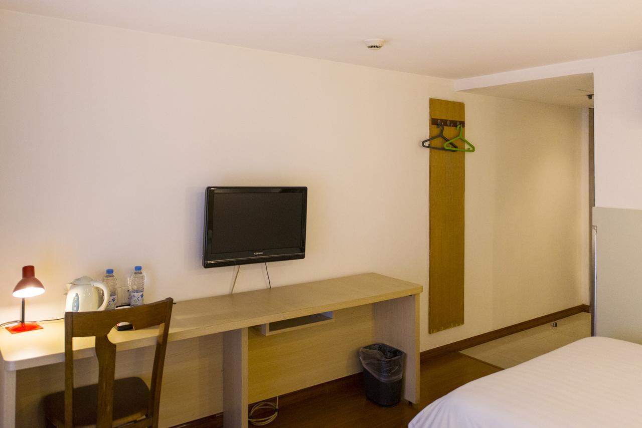 Motel Shanghai Pudong Avenue Yangpu Bridge Esterno foto